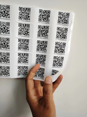 قص القبلات بأحجام مختلفة ملصق ذكي Qr مخصص ملصقات الملصقات
